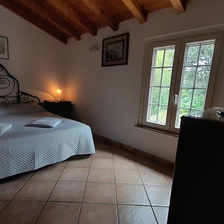 La Casa Di Mary Villa Амелиа Екстериор снимка