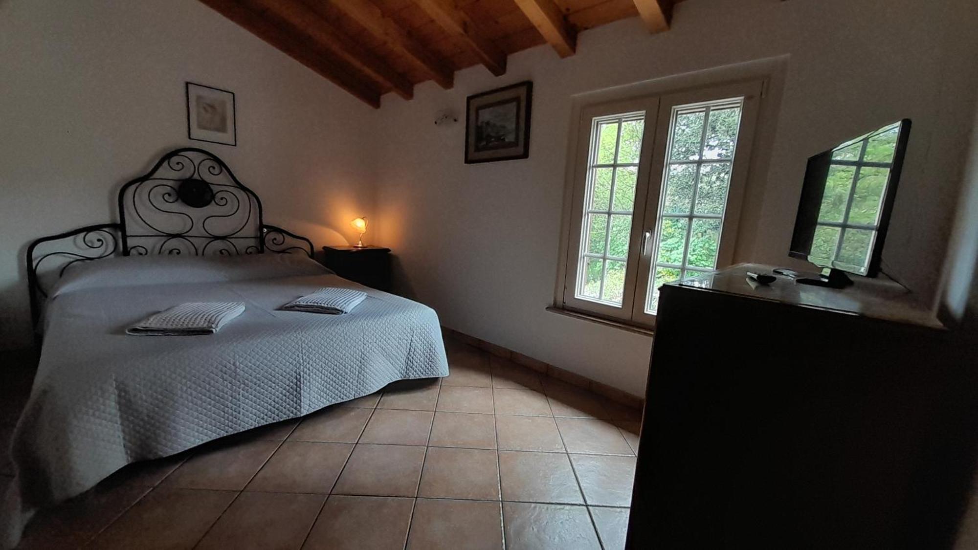 La Casa Di Mary Villa Амелиа Екстериор снимка