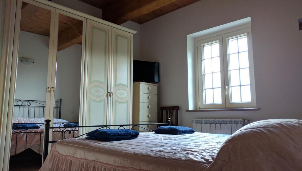 La Casa Di Mary Villa Амелиа Екстериор снимка