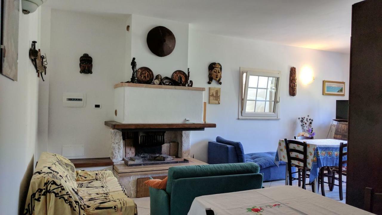 La Casa Di Mary Villa Амелиа Екстериор снимка
